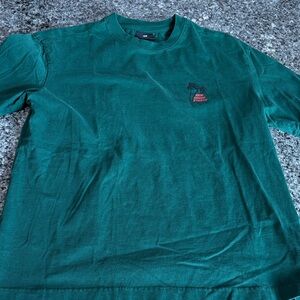 ☘️H&M Green Tee with Palm Design